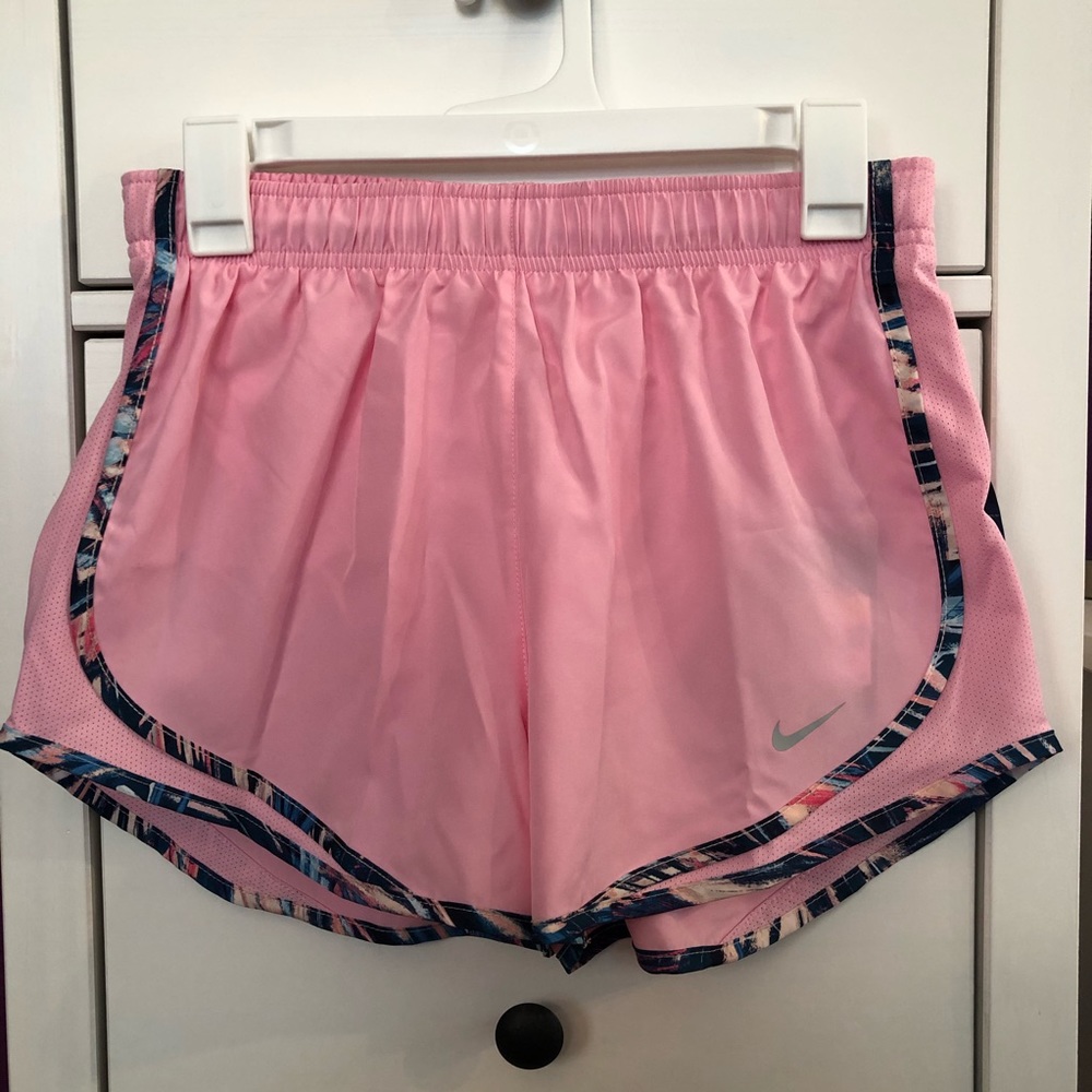 Women’s Nike Tempo Shorts - S - NEW WITH TAGS